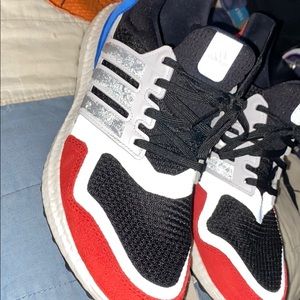 Adidas Ultraboost S&L. Size 9.5